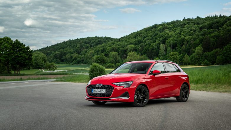 Audi: Η είσοδος στην premium compact κατηγορία γίνεται πιο προσιτή με το A3- Ποιο είναι το προνομιακό επιτόκιο Audi: Η είσοδος στην premium compact κατηγορία γίνεται πιο προσιτή με το A3- Ποιο είναι το προνομιακό επιτόκιο