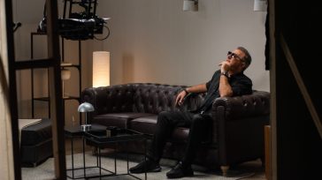 Αντώνης Ρέμος: Δείτε backstage φωτογραφίες από τα γυρίσματα του νέου video clip «Δευτέρα»