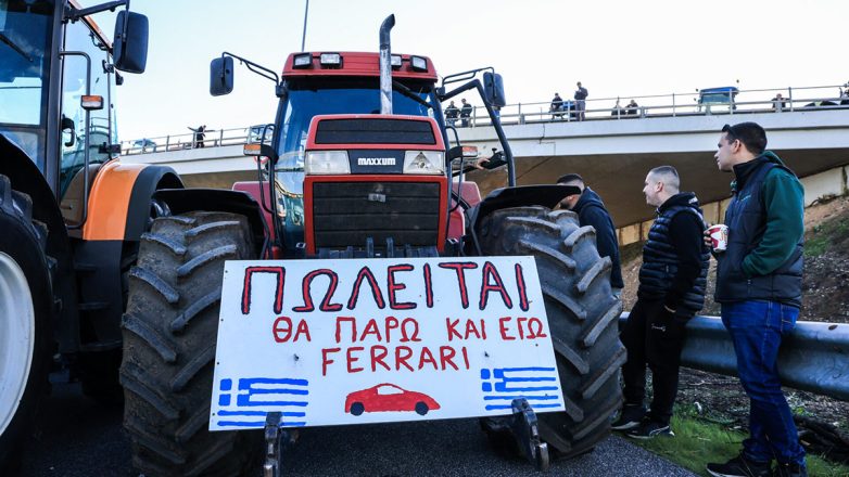 Πολιτική «κόντρα» με φόντο τα αγροτικά μπλόκα – Μητσοτάκης: «Οι πραγματικοί αγρότες θα λάβουν περισσότερα χρήματα» Πολιτική «κόντρα» με φόντο τα αγροτικά μπλόκα – Μητσοτάκης: «Οι πραγματικοί αγρότες θα λάβουν περισσότερα χρήματα»