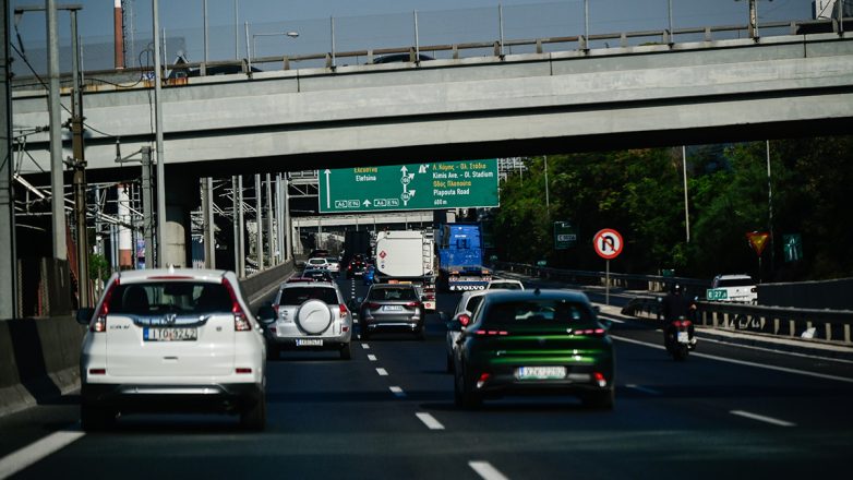 Φωτιά σε αυτοκίνητο στην Αττική Οδό