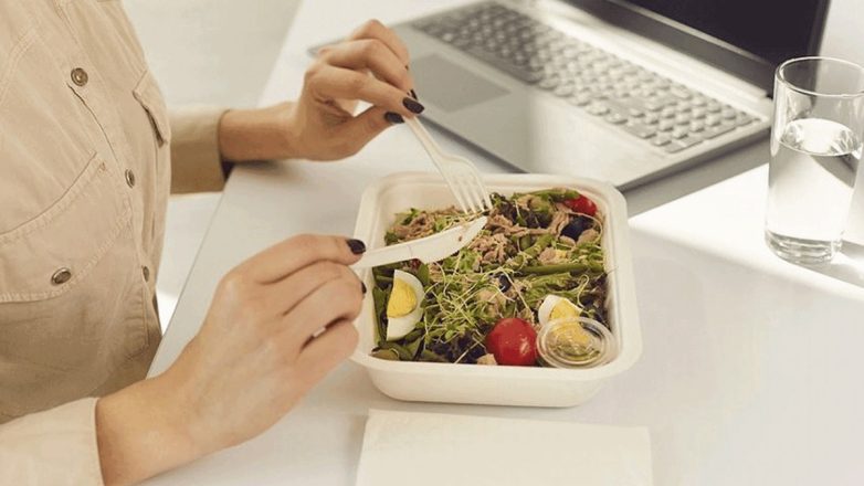 Πώς να διατηρήσεις ισορροπημένη διατροφή στον χώρο εργασίας