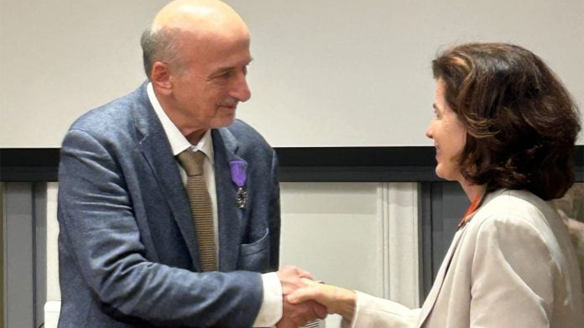 Η Γαλλία τίμησε τον Καθηγητή Κωνσταντίνο Ζοπουνίδη με το Παράσημο του Ιππότη του Τάγματος του Ακαδημαϊκού Φοίνικα