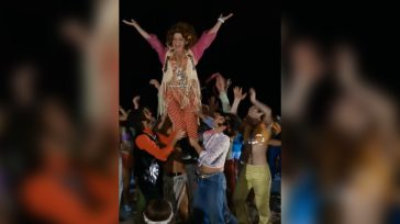 Αφιέρωμα Φίνος Φιλμ: Η Ρένα Βλαχοπούλου γιορτάζει τις «σαραντάρες» με ευφάνταστες ατάκες