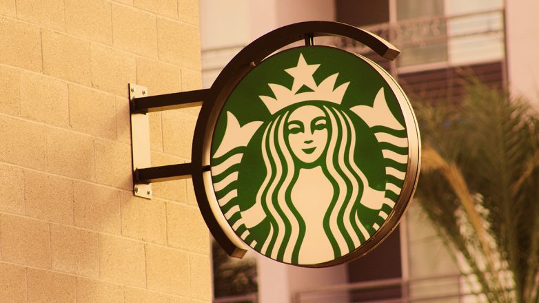 Τα Starbucks θα καταβάλουν 39 εκατομμύρια δολάρια για παρανομίες