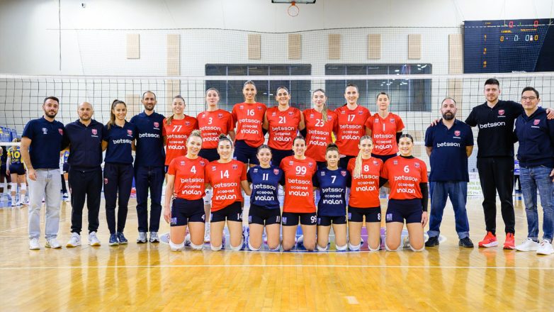 Βόλεϊ γυναικών: Ιστορική πρόκριση του Πανιωνίου στους «16» του Challenge Cup