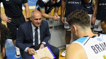 Προμηθέας Πατρών: Στο «τιμόνι» κι επίσημα ο Σεγκούρα