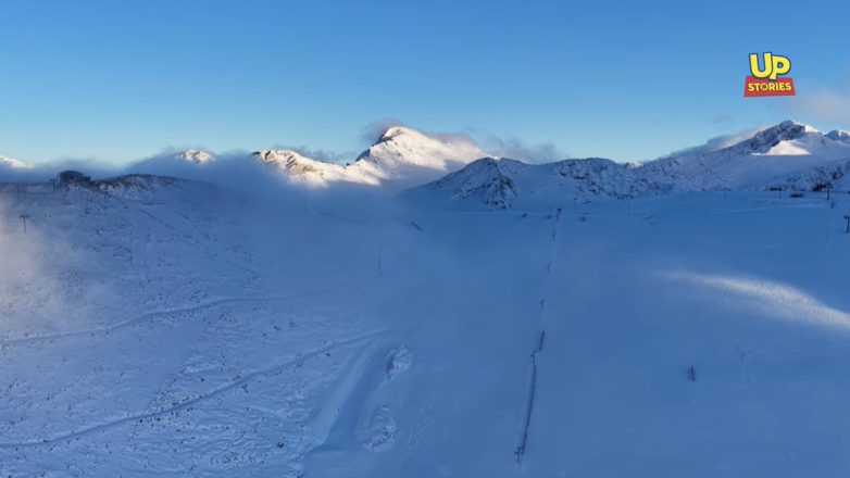 Έπεσαν τα πρώτα χιόνια στον Παρνασσό Έπεσαν τα πρώτα χιόνια στον Παρνασσό