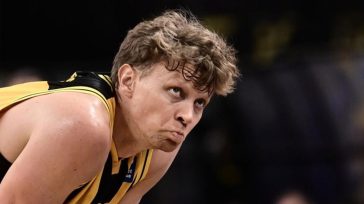 ΑΕΚ: Νοκ άουτ τέσσερις παίκτες πριν τον Ολυμπιακό