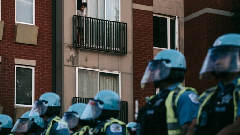 ΗΠΑ: Η κυβέρνηση Τραμπ καθαιρεί οκτώ δικαστές αρμόδιους για υποθέσεις μετανάστευσης στη Νέα Υόρκη ΗΠΑ: Η κυβέρνηση Τραμπ καθαιρεί οκτώ δικαστές αρμόδιους για υποθέσεις μετανάστευσης στη Νέα Υόρκη