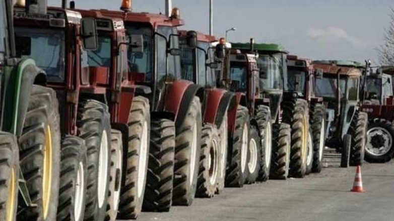 Αγροτικές κινητοποιήσεις στον Βόρειο Έβρο Αγροτικές κινητοποιήσεις στον Βόρειο Έβρο