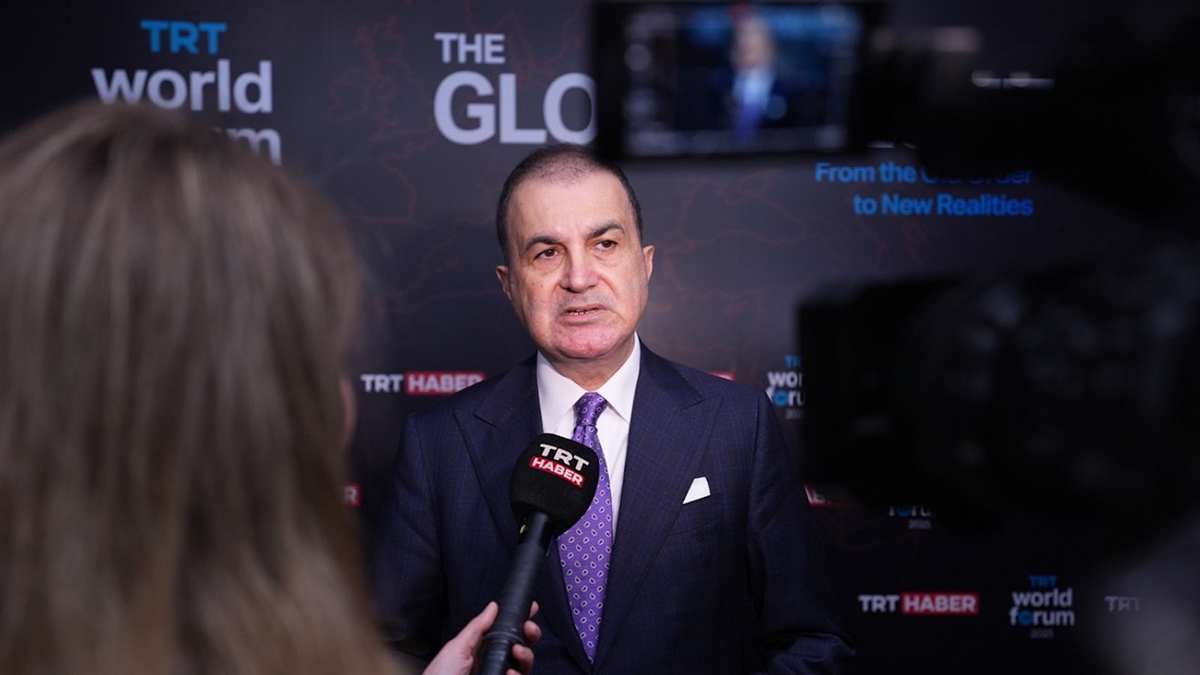 Επίθεση Τσελίκ σε Δένδια με φόντο τα νησιά και την Κύπρο