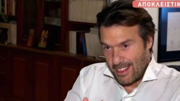 Στράτος Τζώρτζογλου: «Με διαφορά 25 χρόνων, είναι και λίγο σαν παιδί μου» – Η σχέση του με τη Σοφία Μαριόλα και οι δύσκολες στιγμές της ζωής του