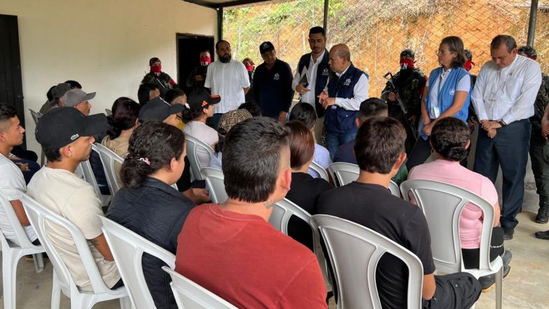 Κολομβία: Οι αντάρτες του ELN άφησαν ελεύθερους 28 ομήρους Κολομβία: Οι αντάρτες του ELN άφησαν ελεύθερους 28 ομήρους