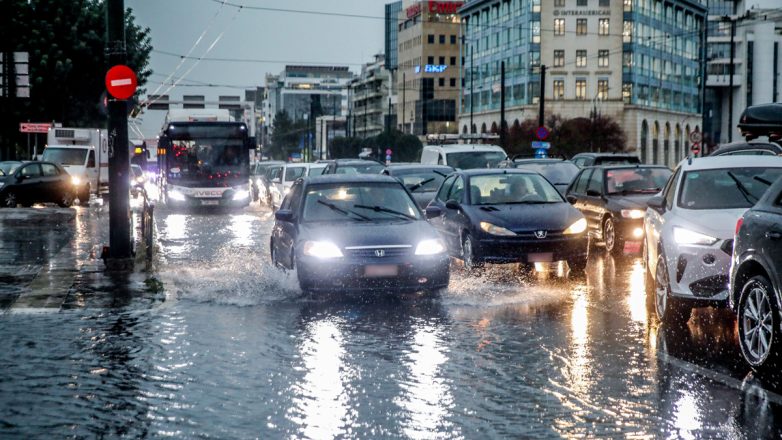 Έκτακτο δελτίο της ΕΜΥ: Ακραία καιρικά φαινόμενα τις επόμενες ώρες – Το μεσημέρι σφοδρή καταιγίδα στην Αττική