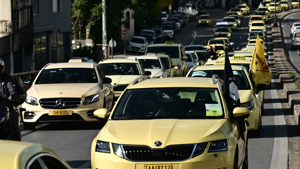 Κανονικά θα κυκλοφορήσουν αύριο τα ταξί στην Αττική