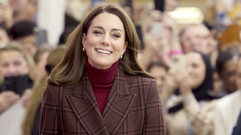 Η πριγκίπισσα Κέιτ τιμά την προσφορά στην κοινότητα σε ετήσια χριστουγεννιάτικη εκδήλωση
