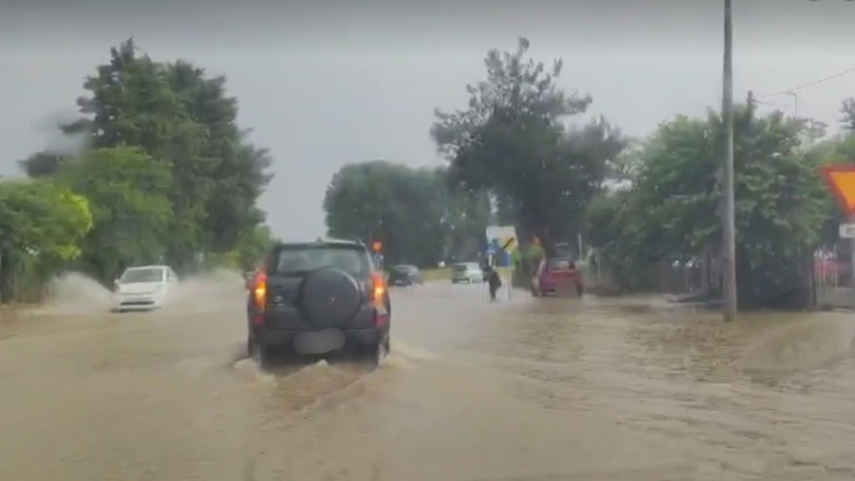 Σφοδρή κακοκαιρία πλήττει τις Κυκλάδες από σήμερα τα ξημερώματα