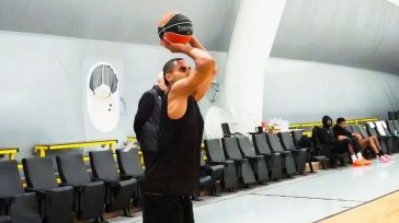 ΑΕΚ: Εξάρθρωση ώμου υπέστη ο Τζιαν Κλαβέλ