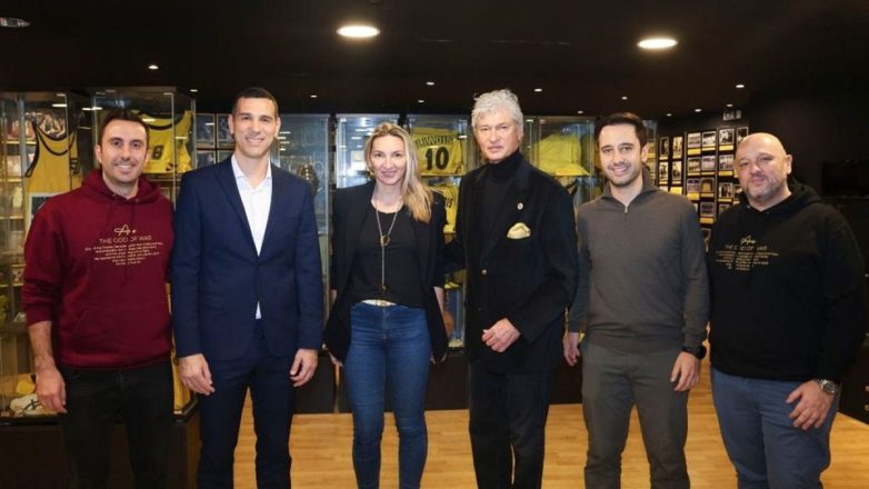 Σύμβουλος στην ΚΑΕ Άρης η Φανή Χαλκιά Σύμβουλος στην ΚΑΕ Άρης η Φανή Χαλκιά