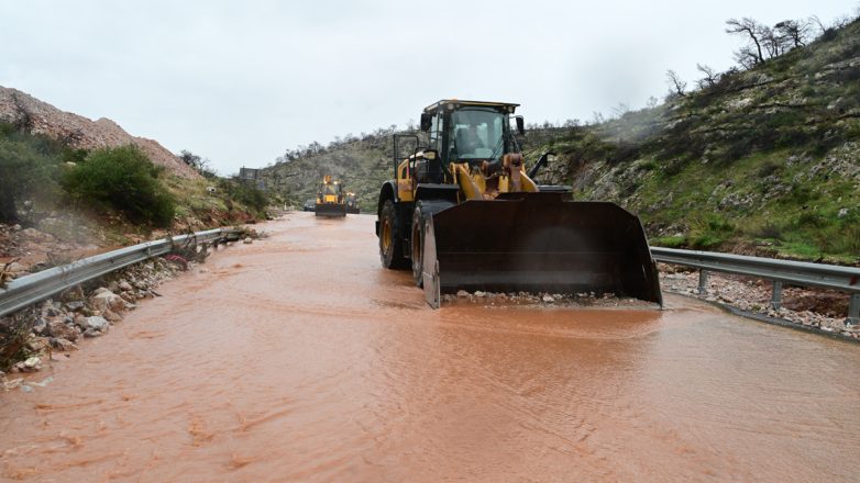 Μάνδρα: Οι κάτοικοι ζουν ξανά τις ίδιες στιγμές με την πλημμύρα του 2017