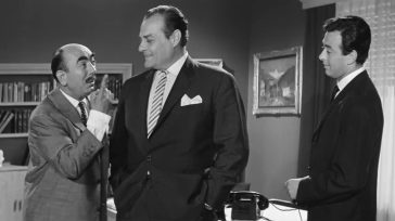 «Μαυρογιαλούρος vs Γκρούεζας»: Η ταινία που έγινε σύμβολο της ελληνικής πολιτικής πραγματικότητας