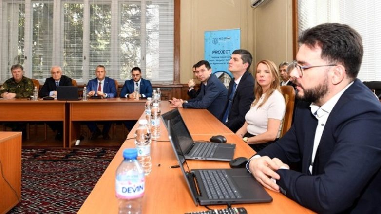 Βουλγαρία: Το ΝΑΤΟ βράβευσε την εθνική ομάδα για την τεχνική εκπαίδευση σε κυβερνοεπιθέσεις Βουλγαρία: Το ΝΑΤΟ βράβευσε την εθνική ομάδα για την τεχνική εκπαίδευση σε κυβερνοεπιθέσεις