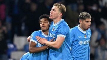 Ιταλία: Ο Χόιλουντ διατήρησε τη Νάπολι στο «ρετιρέ», 2-1 τη Γιουβέντους