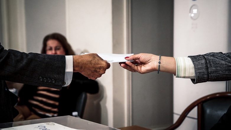 Έκλεισαν οι κάλπες στον Δικηγορικό Σύλλογο Αθηνών Έκλεισαν οι κάλπες στον Δικηγορικό Σύλλογο Αθηνών