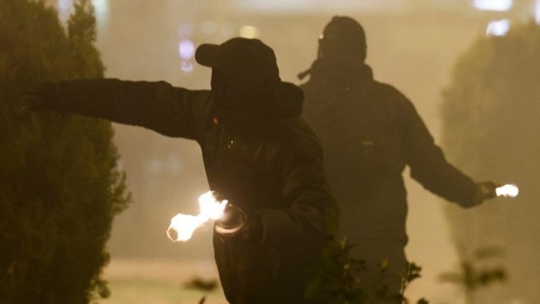 Επίθεση με μολότοφ στο Αστυνομικό Τμήμα Κυψέλης Επίθεση με μολότοφ στο Αστυνομικό Τμήμα Κυψέλης