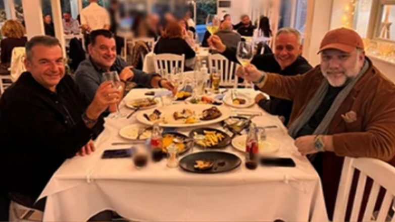 Γρηγόρης Αρναούτογλου – Γιώργος Λιάγκας: Ποιος πλήρωσε το λογαριασμό για το τραπέζι της συμφιλίωσής τους; Γρηγόρης Αρναούτογλου – Γιώργος Λιάγκας: Ποιος πλήρωσε το λογαριασμό για το τραπέζι της συμφιλίωσής τους;