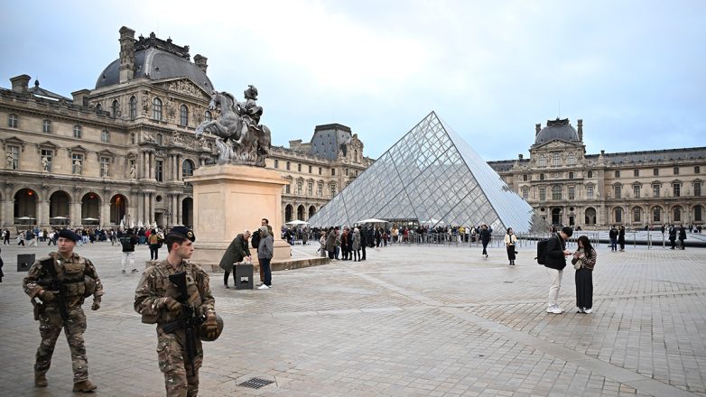 Πλημμύρισε το τμήμα αιγυπτιακών αρχαιοτήτων του Λούβρου