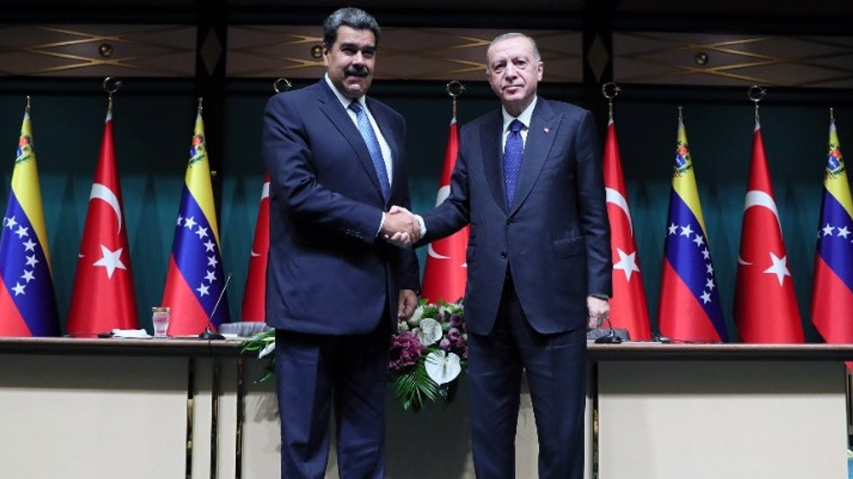 Ο Ερντογάν προτρέπει τον Μαδούρο να συνεχίσει τον διάλογο με τις ΗΠΑ