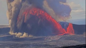 Χαβάη: Θεαματικοί πίδακες λάβας του ηφαιστείου Κιλαουέα υψώνονται στον ουρανό – Βίντεο
