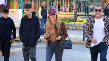 Πόπη Γκούμα & Γιάννης Γκούμας: Σπάνια εμφάνιση με τους γιους τους – Φωτογραφίες