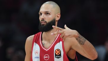 O Φουρνιέ θέλει να μείνει στον Ολυμπιακό για… πάντα