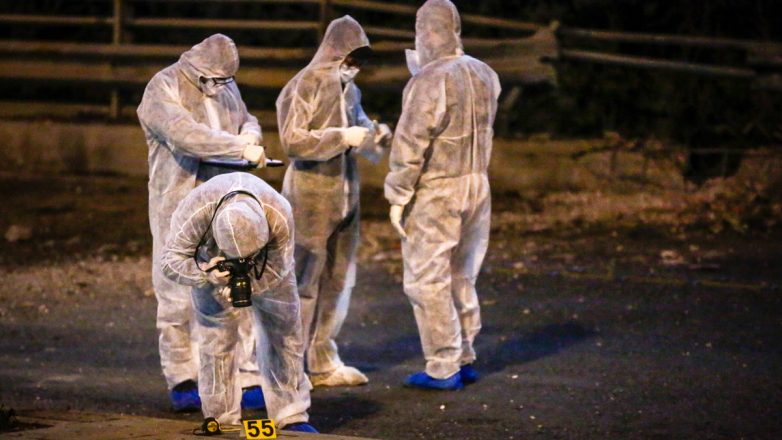 Συναγερμός για εκρηκτικό μηχανισμό στα Καλύβια