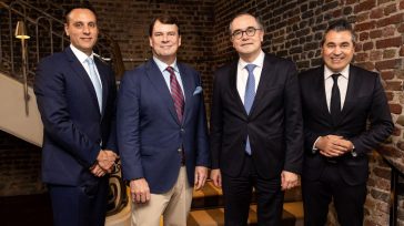 Τεράστιο deal μεταξύ Ford και Renault: Έρχονται μικρά και προσιτά ηλεκτρικά μοντέλα 