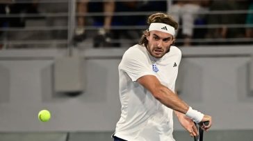 Στέφανος Τσιτσιπάς: Αν δεν παραδώσει δίπλωμα μέχρι την Παρασκευή κινδυνεύει με δικογραφία