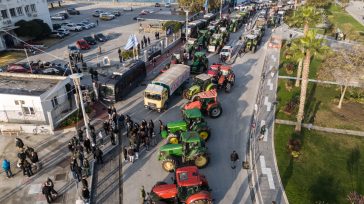 Σχηματίζονται δικογραφίες για τα αγροτικά μπλόκα στη Δυτική Ελλάδα