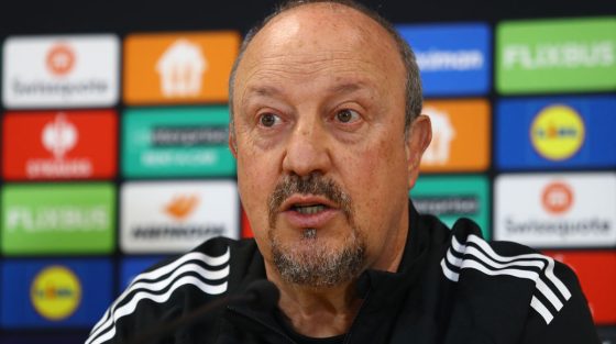 Μπενίτεθ: «Εμπιστευτείτε μας, αλλάζουμε την ομάδα»