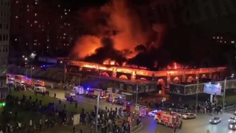 Ρωσία: Μεγάλη πυρκαγιά σε αγορά στην Αγία Πετρούπολη με έναν νεκρό Ρωσία: Μεγάλη πυρκαγιά σε αγορά στην Αγία Πετρούπολη με έναν νεκρό