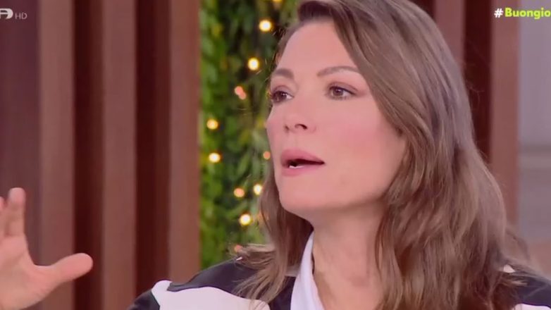 Βίκυ Καγιά: Αποκαλύπτει τους λόγους που αποχώρησε από το STAR – «Δεν ασχολούμαι με τοξικότητα» Βίκυ Καγιά: Αποκαλύπτει τους λόγους που αποχώρησε από το STAR – «Δεν ασχολούμαι με τοξικότητα»