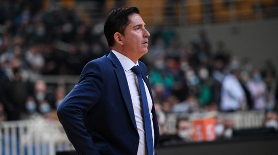 Ύμνοι Πασκουάλ για Βεζένκοφ