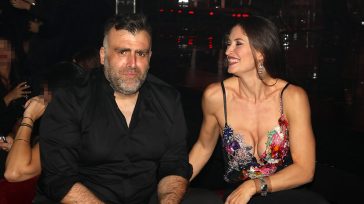 Μάρα Δαρμουσλή: Σπάνια βραδινή εμφάνιση με τον σεφ σύζυγό της, Βασίλη Τσατσάκη – Πού διασκέδασαν;