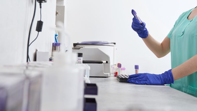 Θρίλερ με περισσότερα από 18 παιδιά που γεννήθηκαν στην Ελλάδα από το μεταλλαγμένο σπέρμα του Δανού δότη Θρίλερ με περισσότερα από 18 παιδιά που γεννήθηκαν στην Ελλάδα από το μεταλλαγμένο σπέρμα του Δανού δότη