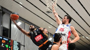 Mε σούπερ Καραγιαννίδη ο Προμηθέας επιβίωσε (101-95) στο θρίλερ με τον Πανιώνιο