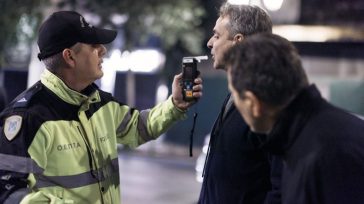 Σε μπλόκο της Τροχαίας στη Σταδίου ο Κυρ. Μητσοτάκης: Υποβλήθηκε και σε αλκοτέστ