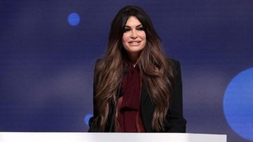 Κίμπερλι Γκίλφοϊλ: Τυχερή που θα γιορτάσω τα πρώτα μου Χριστούγεννα στην Αθήνα