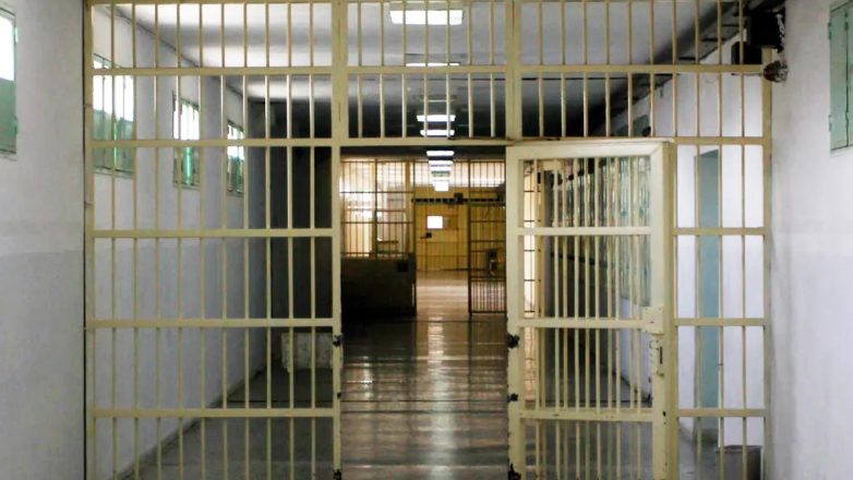 Αυτοκτόνησε 23χρονος κρατούμενος θύμα κακομεταχείρισης Αυτοκτόνησε 23χρονος κρατούμενος θύμα κακομεταχείρισης