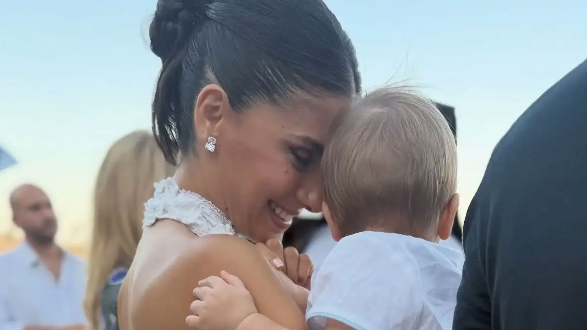 Κωνσταντίνος Αργυρός – Αλεξάνδρα Νίκα: Ο γιος τους, Βασίλης κάνει τα πρώτα του βήματα!